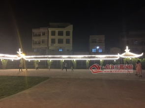 信宜玉都風(fēng)情網(wǎng) 隨拍旺同竹林夜色好久沒去玩過,前晚去逛了一圈,比520水災(zāi)前規(guī)模更大了,隨手拍下旺同竹林夜色一角 趁國(guó)慶假期,約上幾個(gè)小伙伴們走起吧 ...